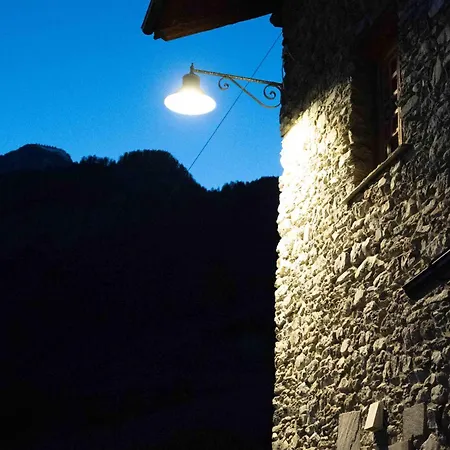 Rifugio Escursionistico Vernin *